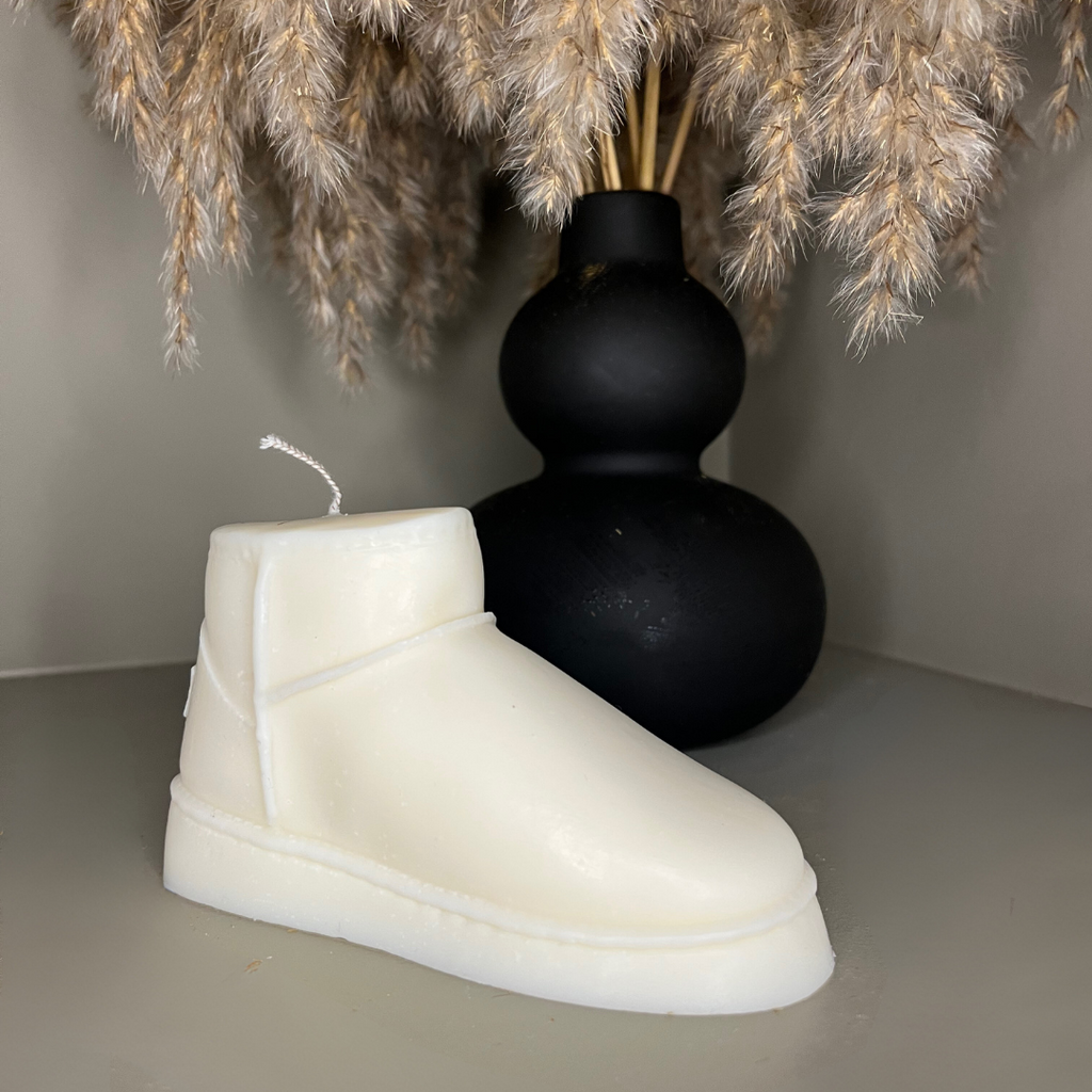 Ugg Boot Soy Scented Candle - Nude Flame Candles