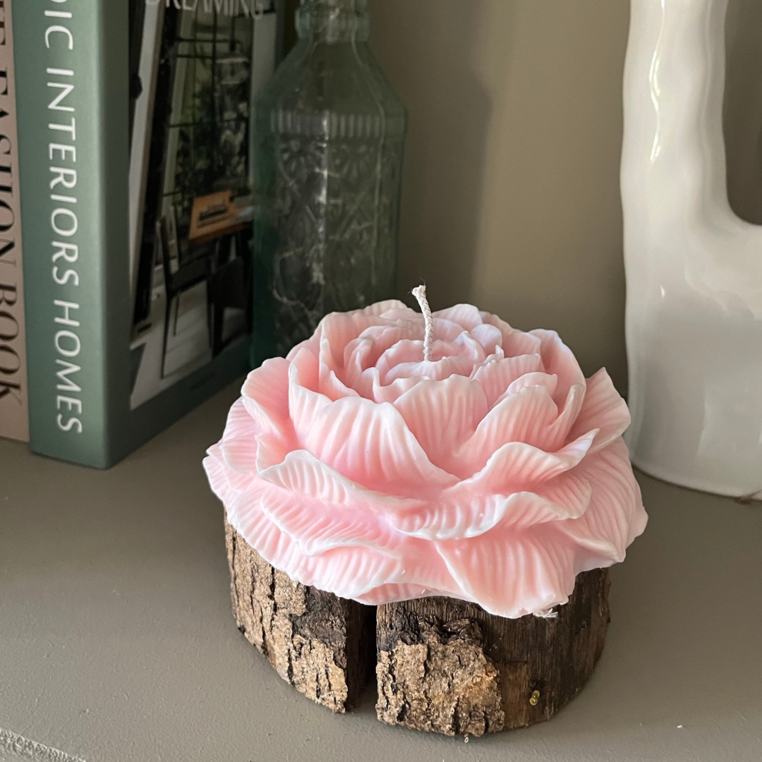 Large Peony 15cm Scented Soy Candle - Nude Flame Candles