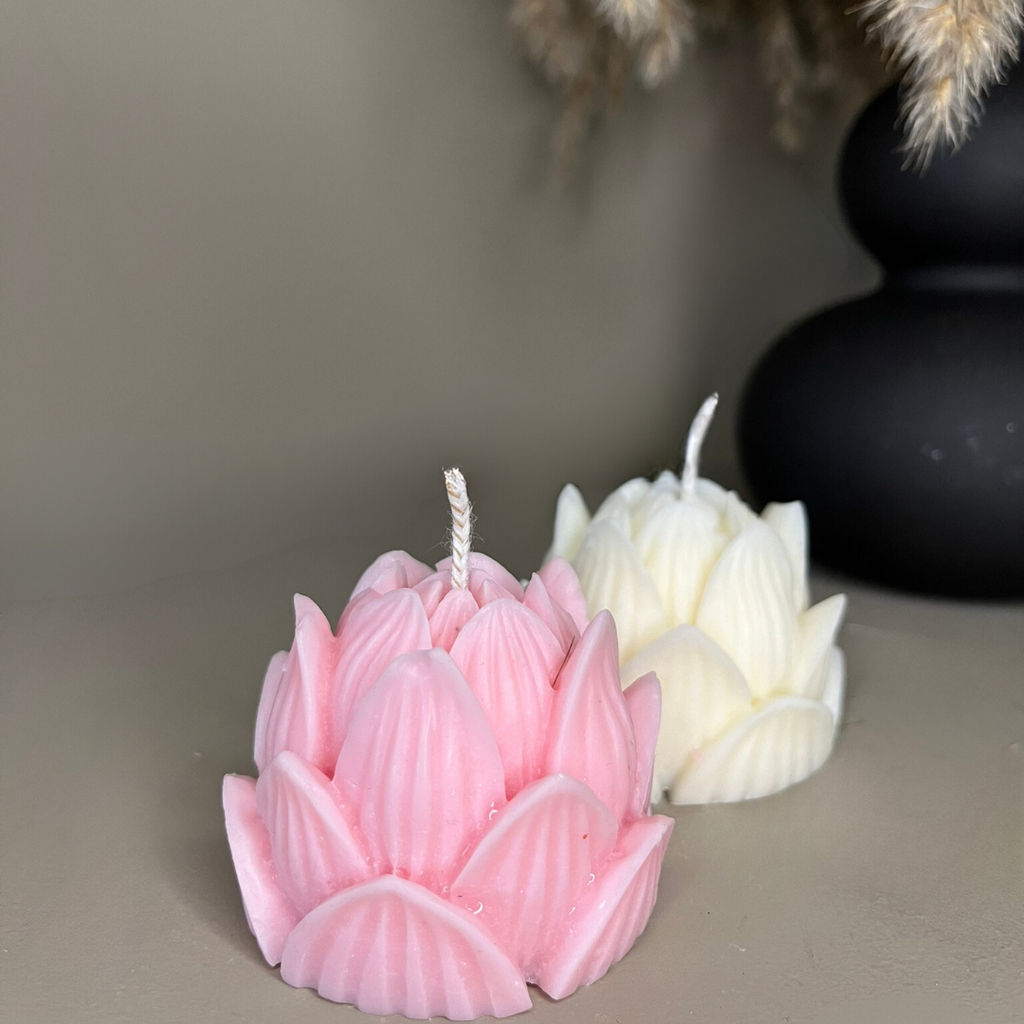 Lotus Flower Scented Soy Candle - Nude Flame Candles