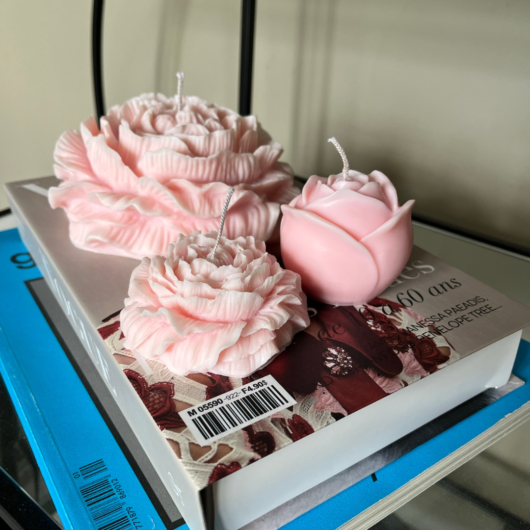 Large Peony 15cm Scented Soy Candle - Nude Flame Candles