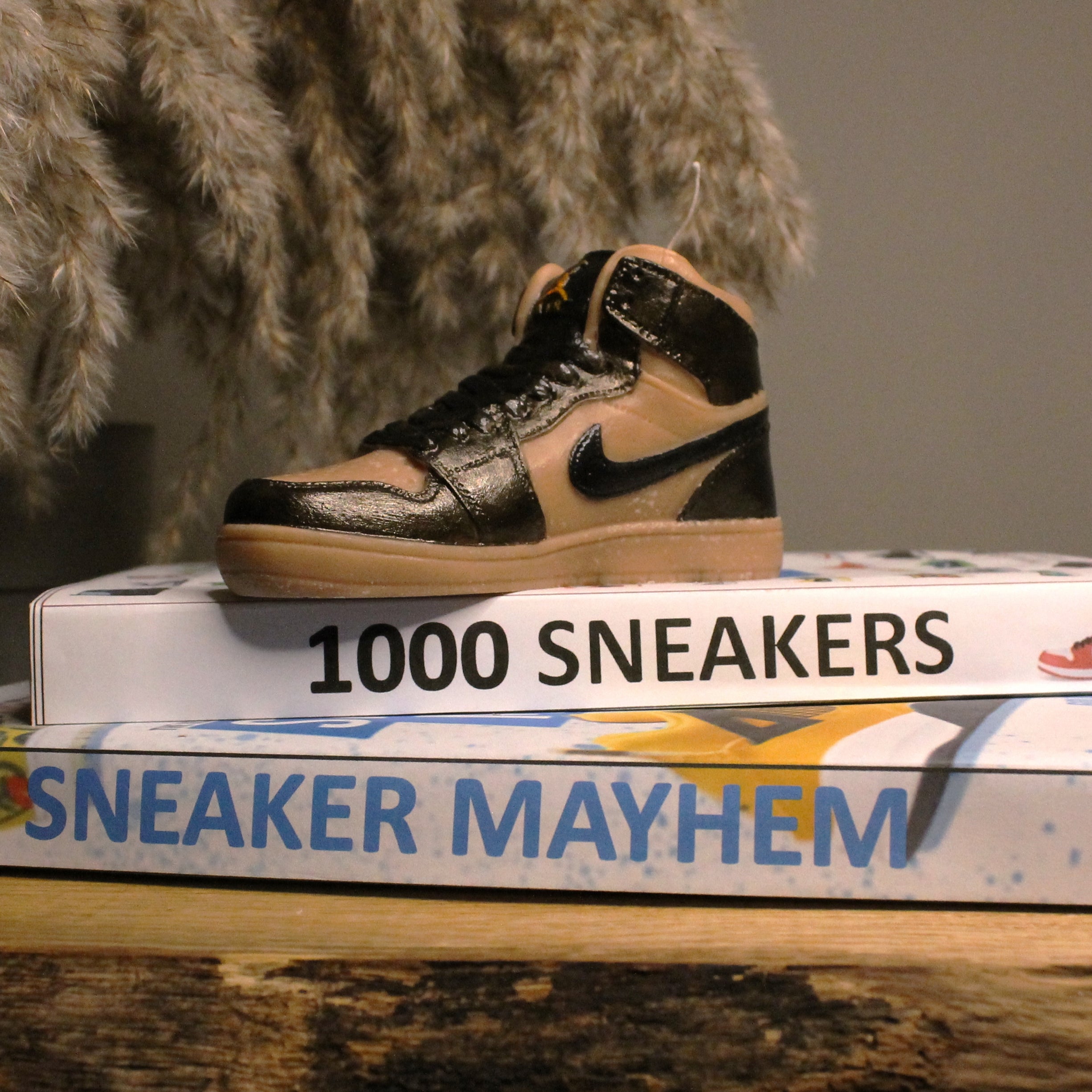 Custom Sneaker AF1/AJ1/Dunk Scented Soy Candle - Nude Flame Candles