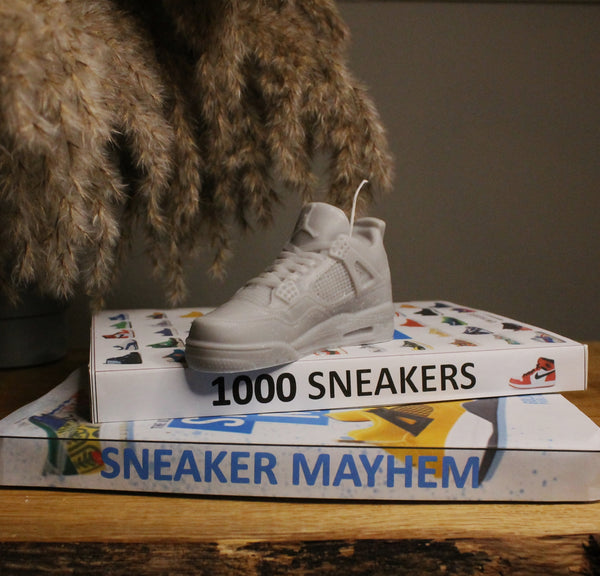 Sneaker Basketball Soy Scented Candle 13cm AJ4 - Nude Flame Candles