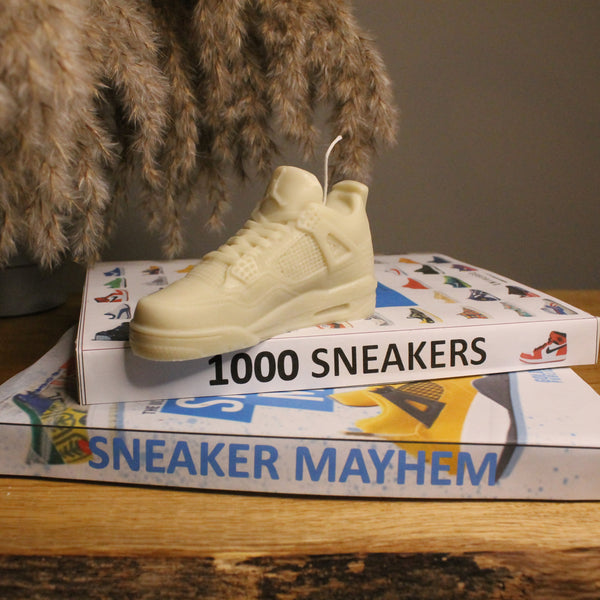 Sneaker Basketball Soy Scented Candle 13cm AJ4 - Nude Flame Candles