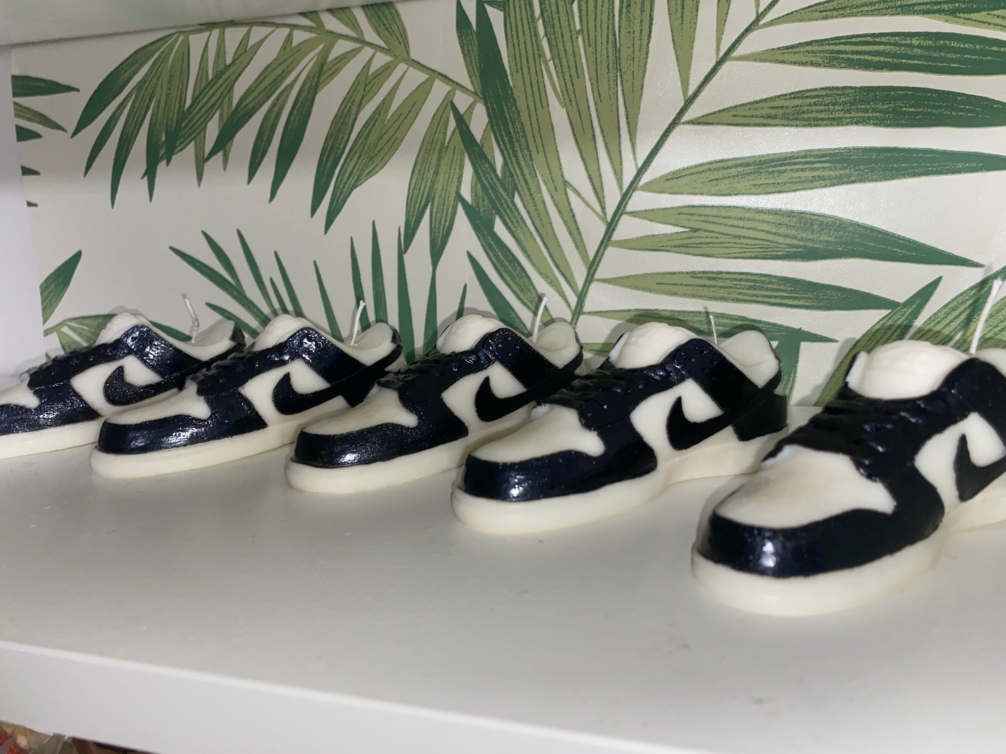 Custom Sneaker AF1/AJ1/Dunk Scented Soy Candle - Nude Flame Candles