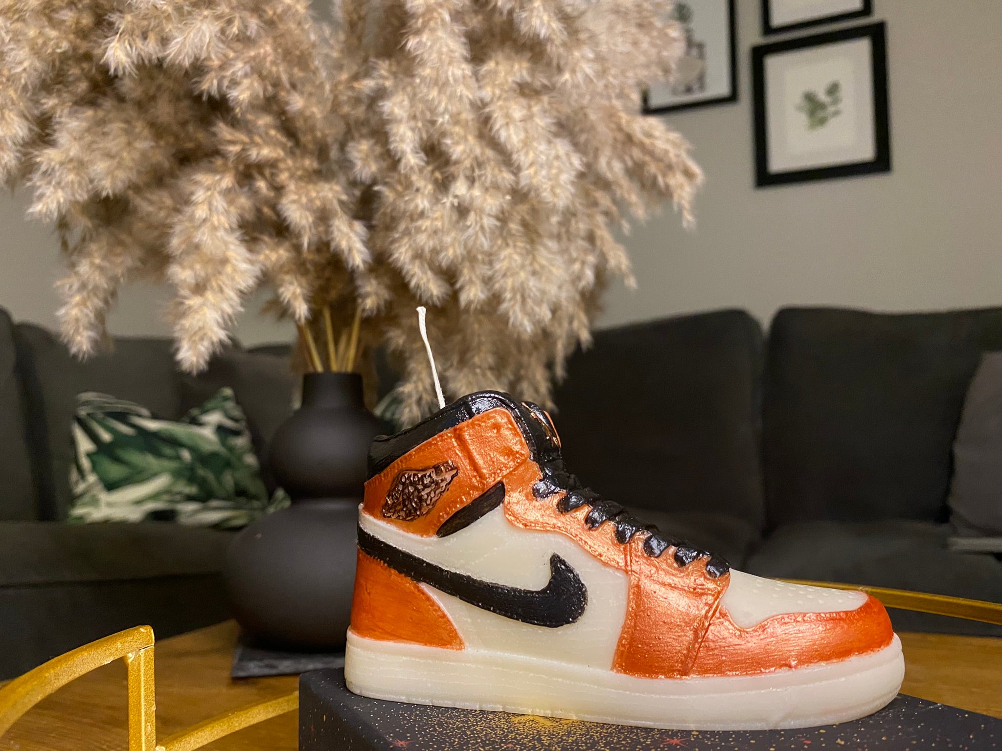 Custom Sneaker AF1/AJ1/Dunk Scented Soy Candle - Nude Flame Candles