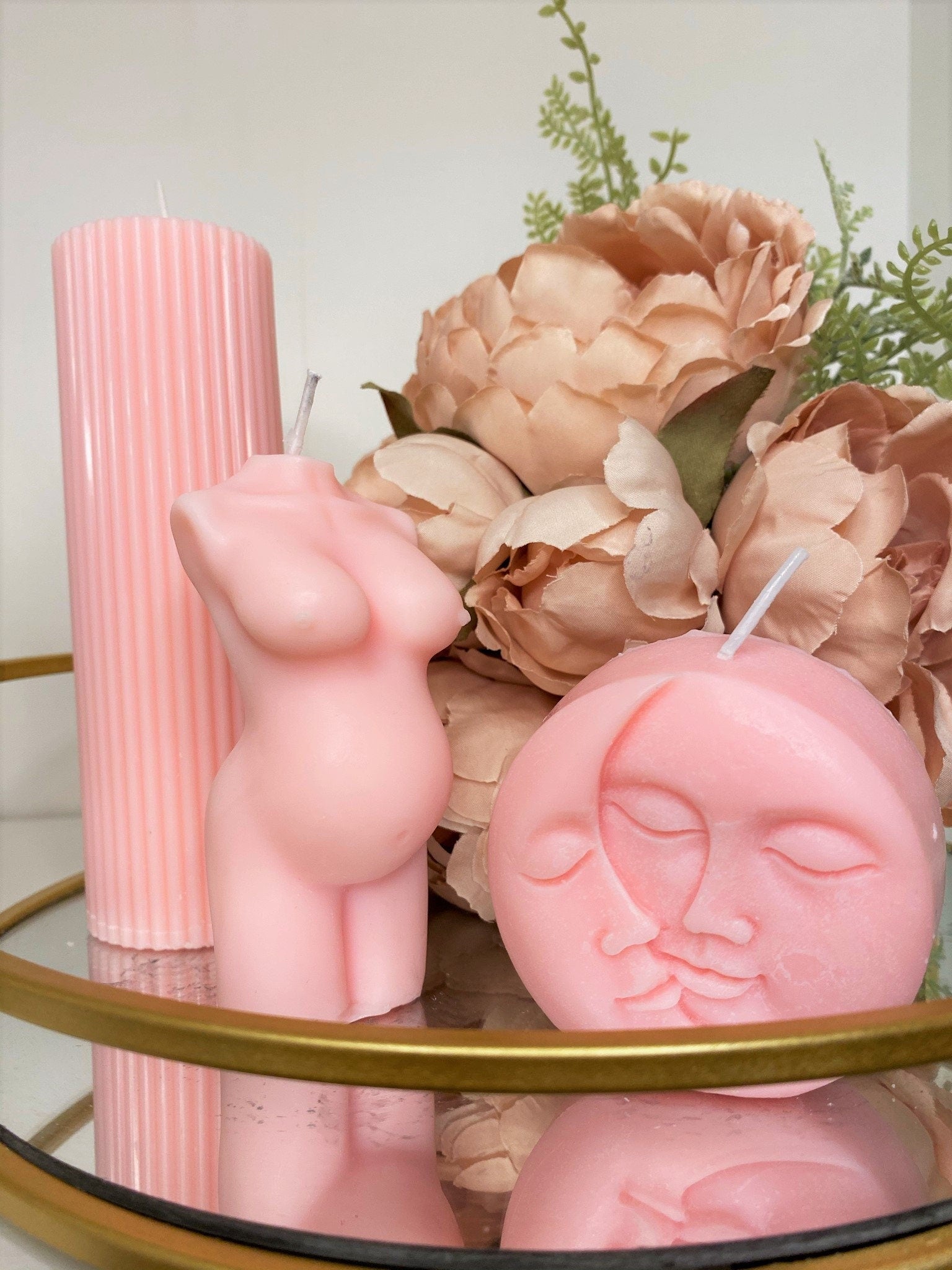 Baby Bump Scented Soy Candle - Nude Flame Candles