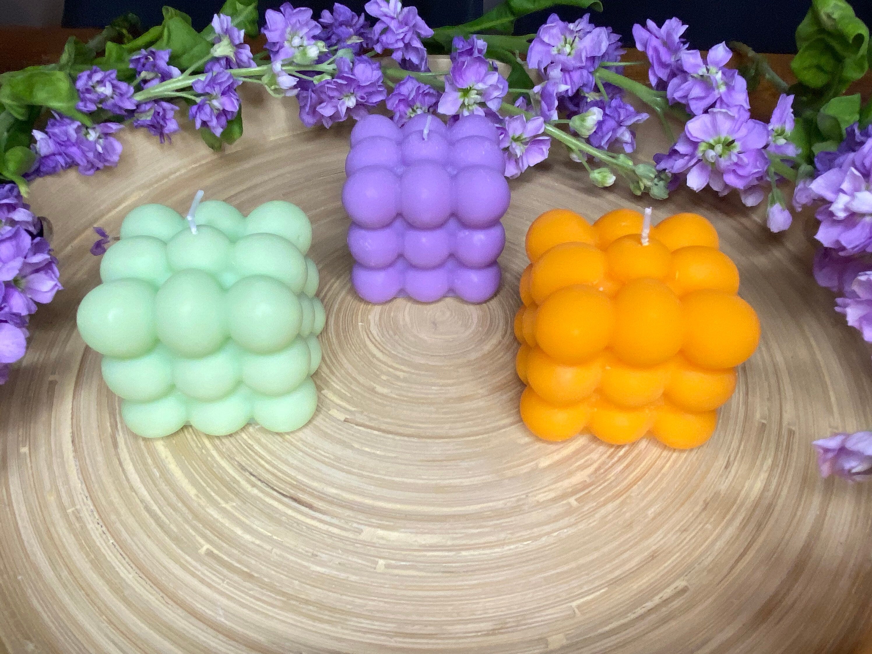 Bubbles Scented Soy Candle - Nude Flame Candles