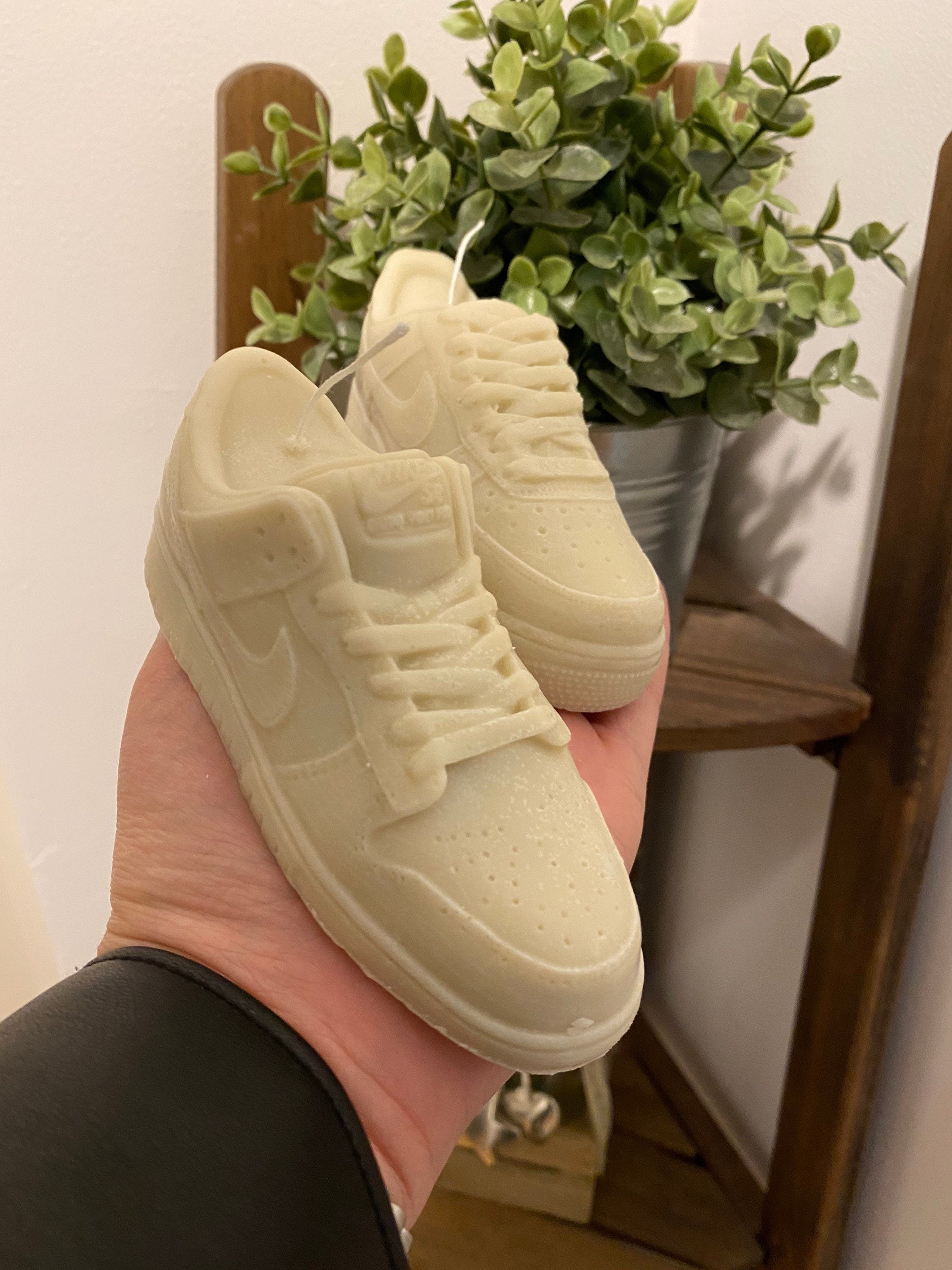 Sneaker Trainer Soy Scented Candle 13cm AF1/Dunk - Nude Flame Candles
