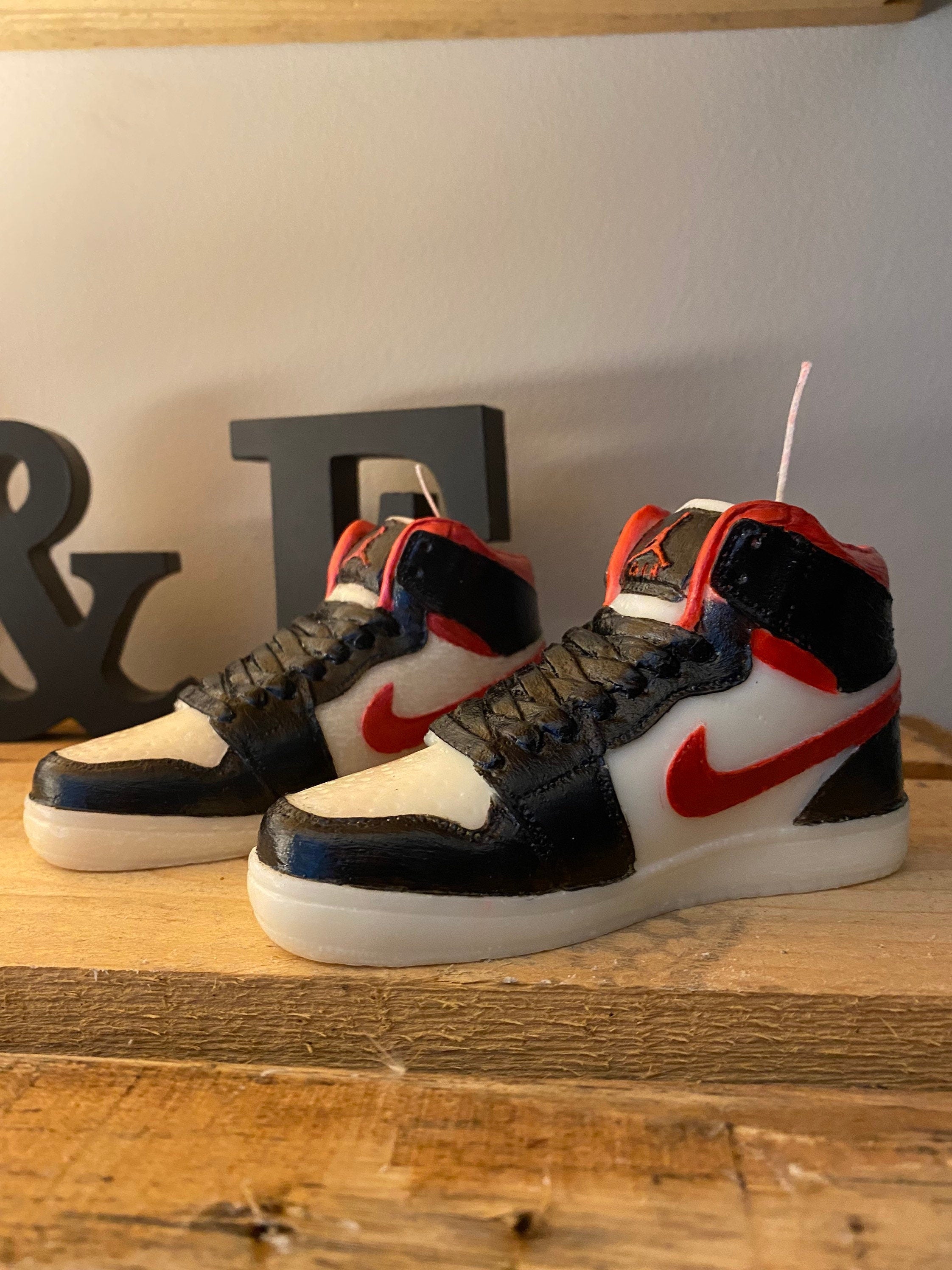 Custom Sneaker AF1/AJ1/Dunk Scented Soy Candle - Nude Flame Candles