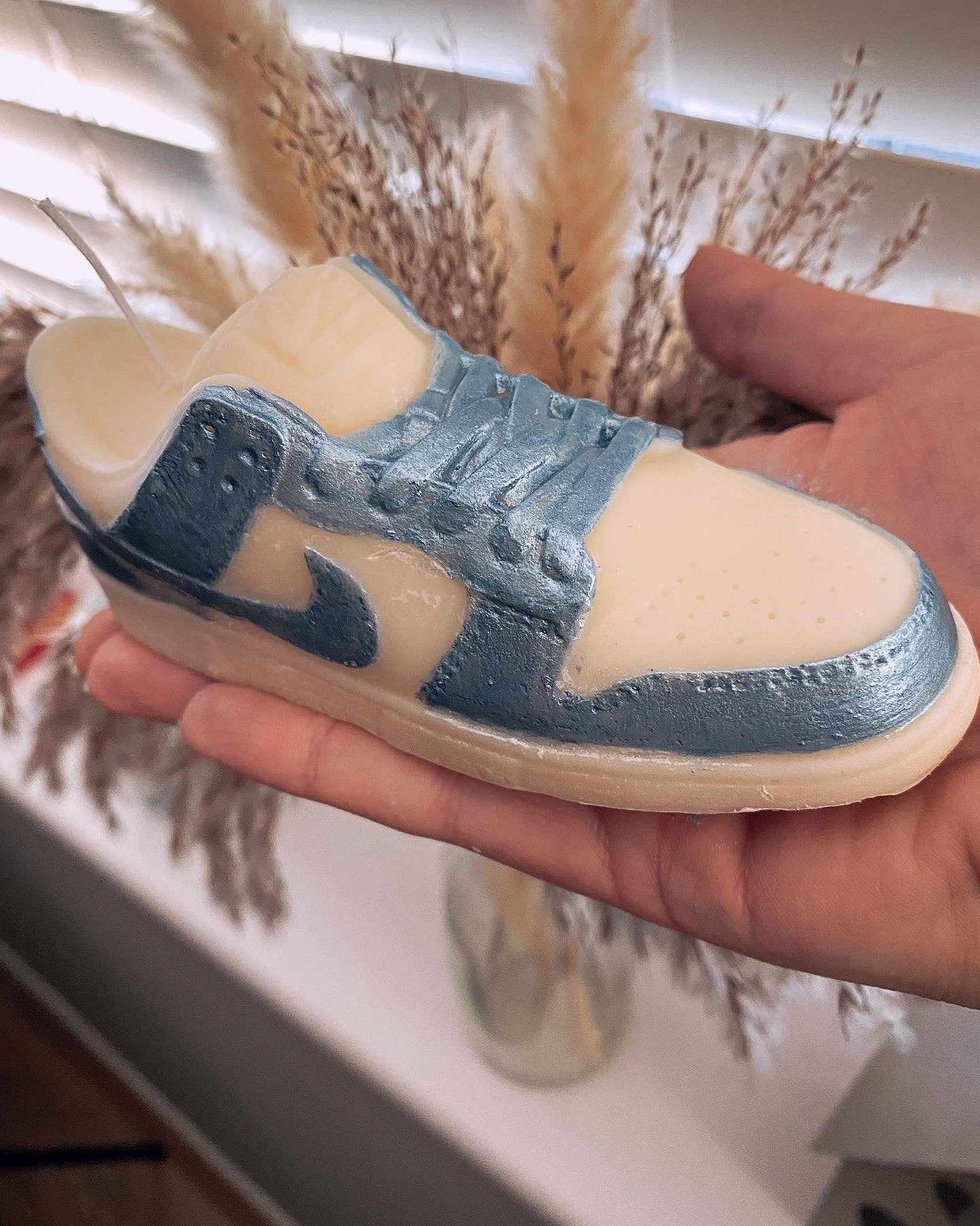 Custom Sneaker AF1/AJ1/Dunk Scented Soy Candle - Nude Flame Candles