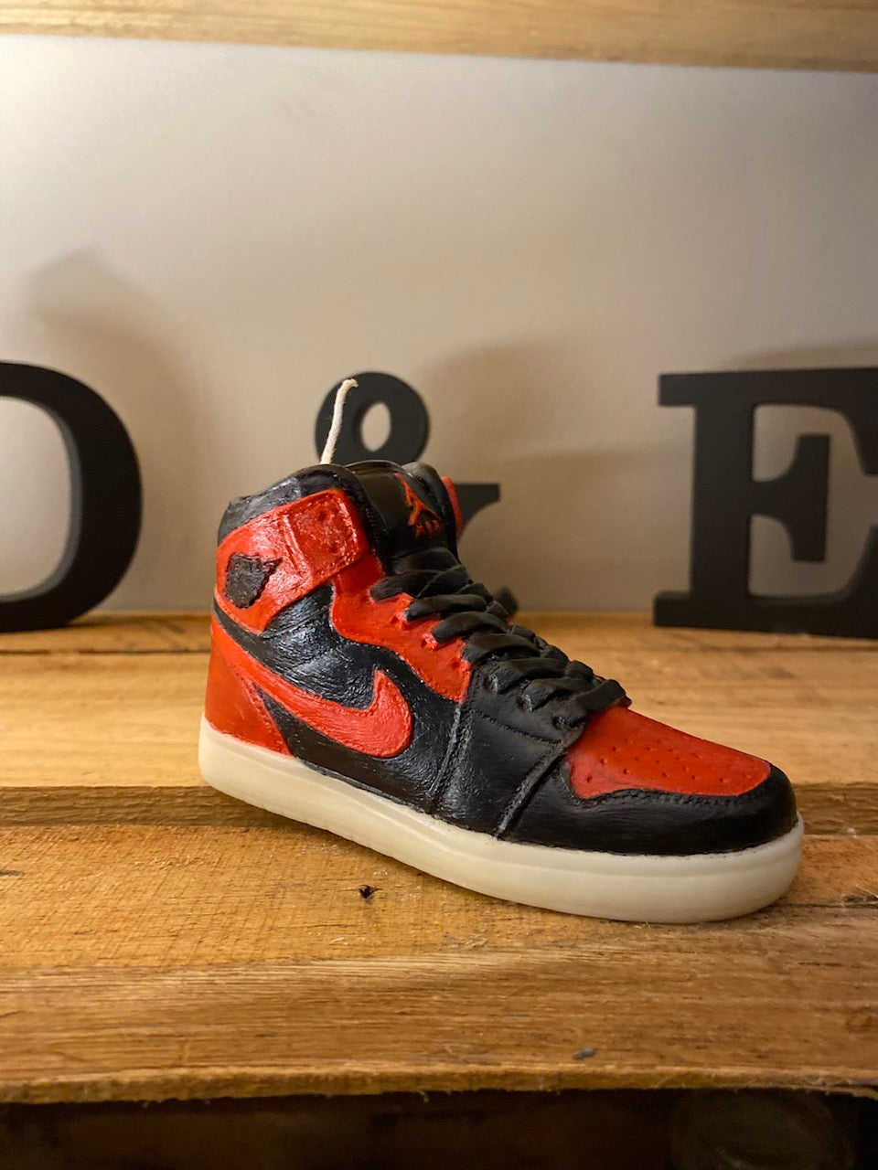 Custom Sneaker AF1/AJ1/Dunk Scented Soy Candle - Nude Flame Candles