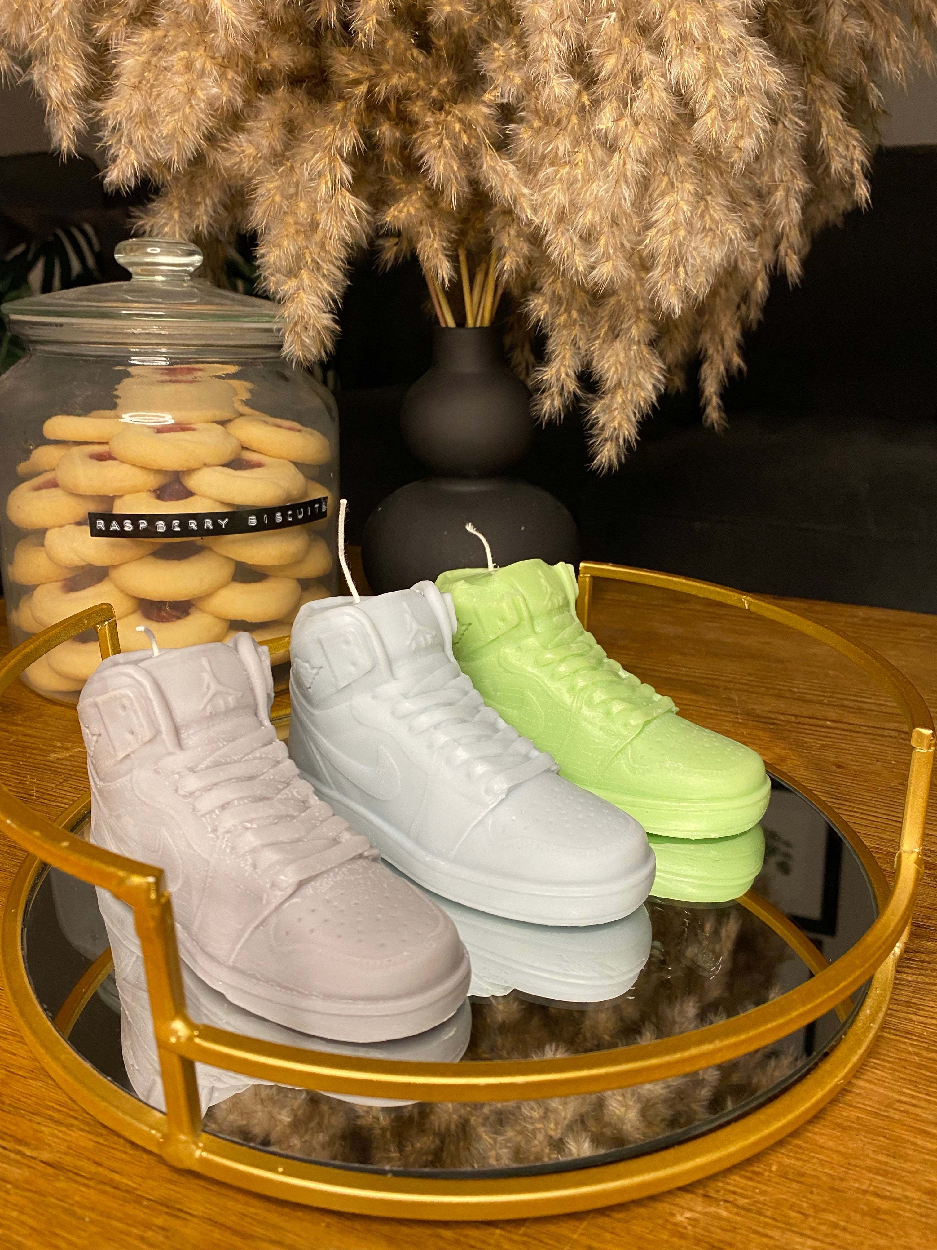 Sneaker Basketball Soy Scented Candle 13cm AJ1 Mid - Nude Flame Candles